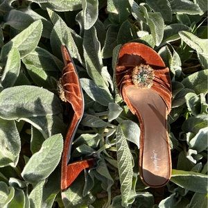 Lovely 90s vintage chocolate brown Jacqueline Farrar slip on heels